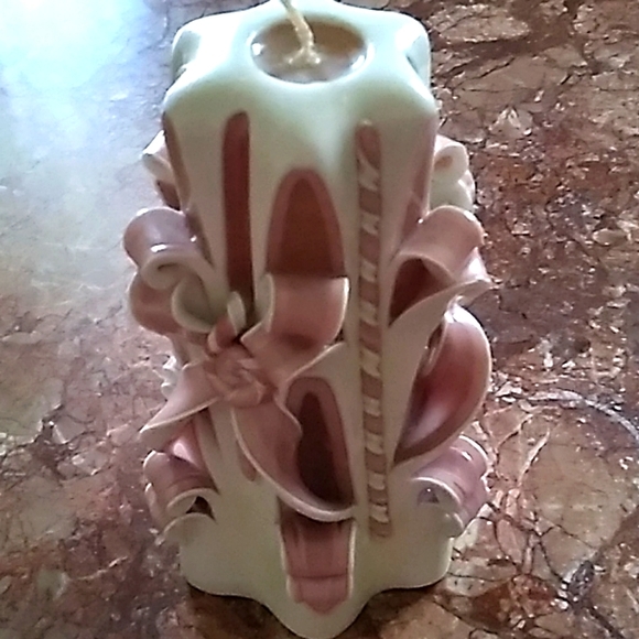 Other - Beautiful Carved Easter Candle NWOT